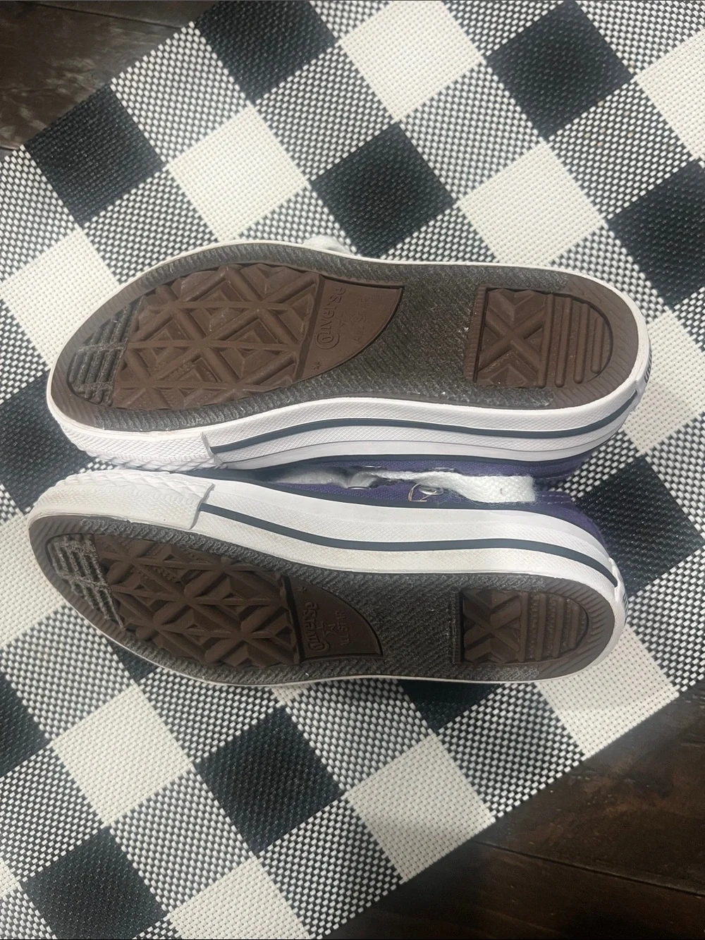 Converse canvas impact look
